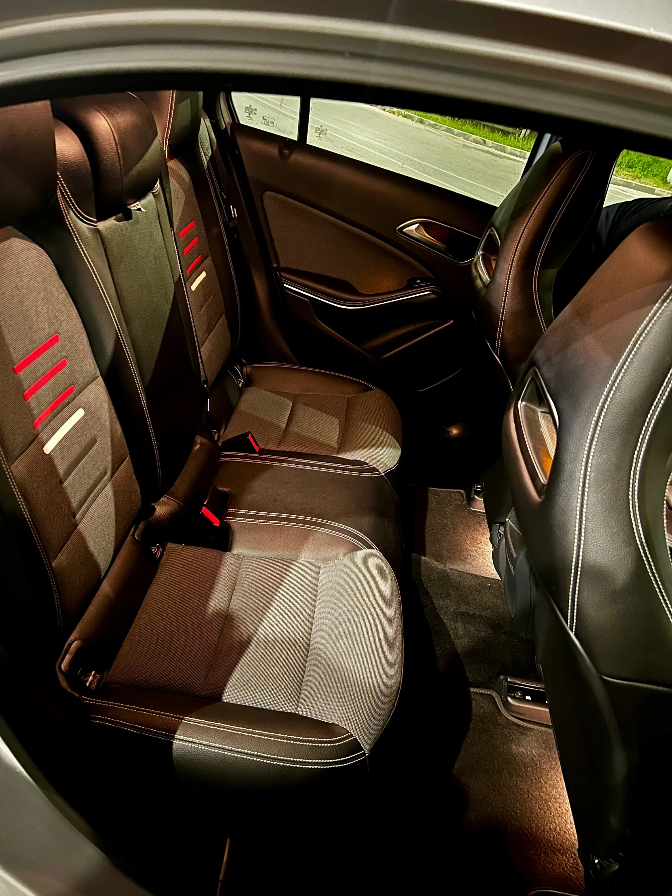 Mercedes-Benz A 180 ? Mercedes-Benz A-Class 180 d (2017)   AMG Line | Mobile.bg � ����������� 12