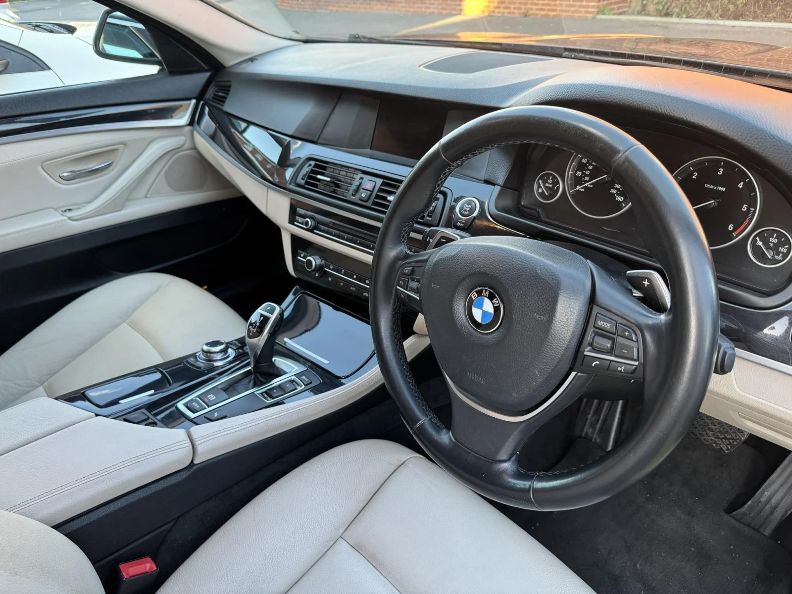 BMW 520, снимка 5 - Автомобили и джипове - 55775776