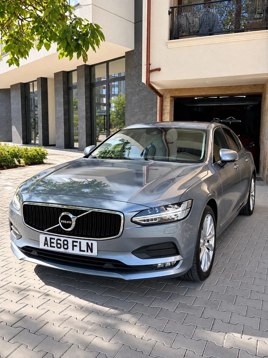 Volvo S90