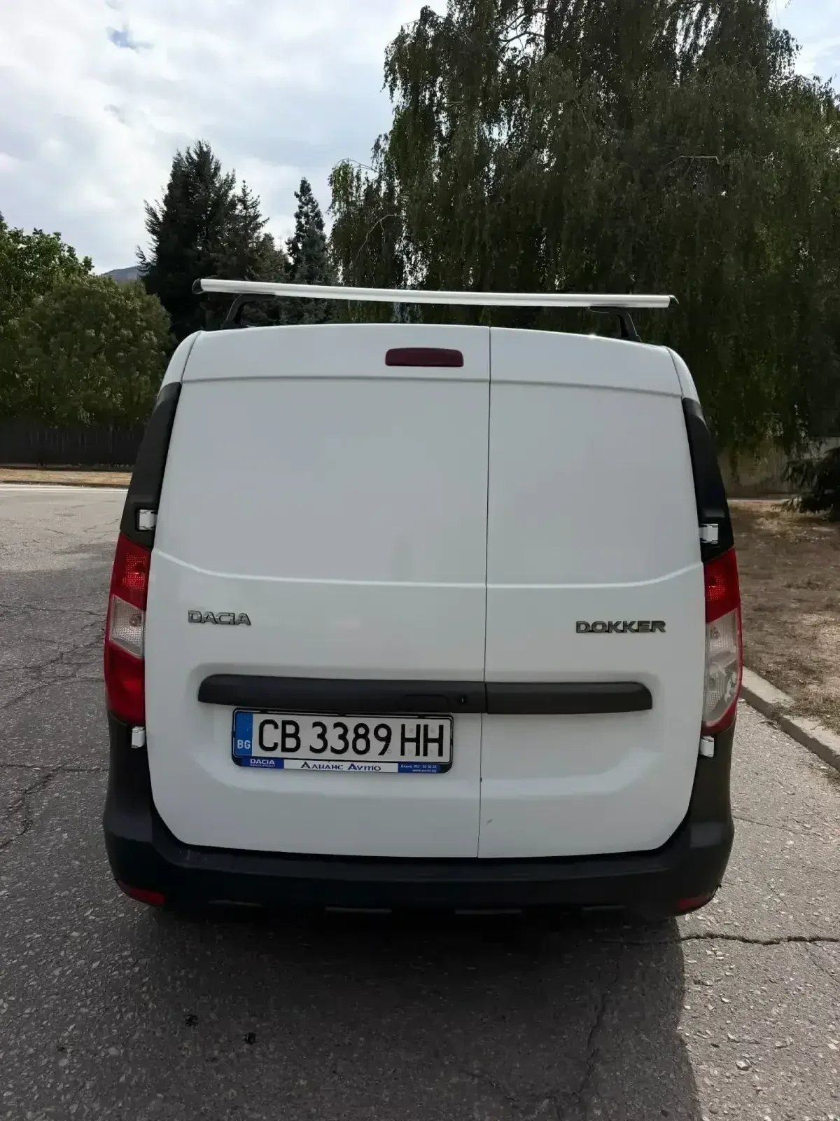 Dacia Dokker товарен, снимка 4 - Автомобили и джипове - 56042687