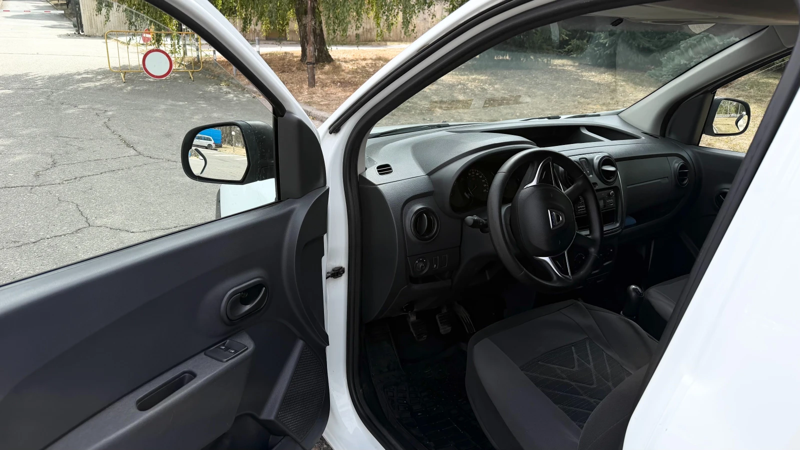 Dacia Dokker товарен, снимка 2 - Автомобили и джипове - 56042687