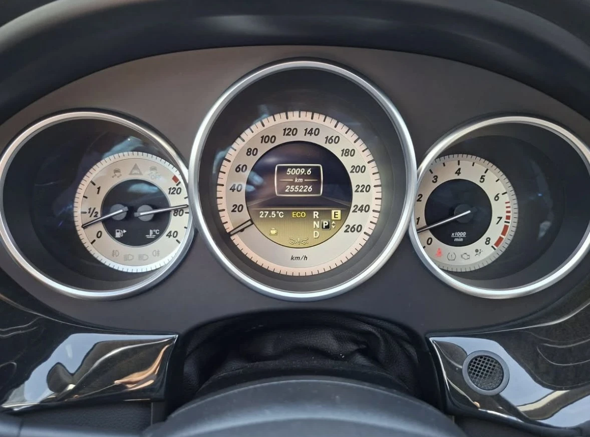 Mercedes-Benz CLS 350, снимка 7 - Автомобили и джипове - 56124437