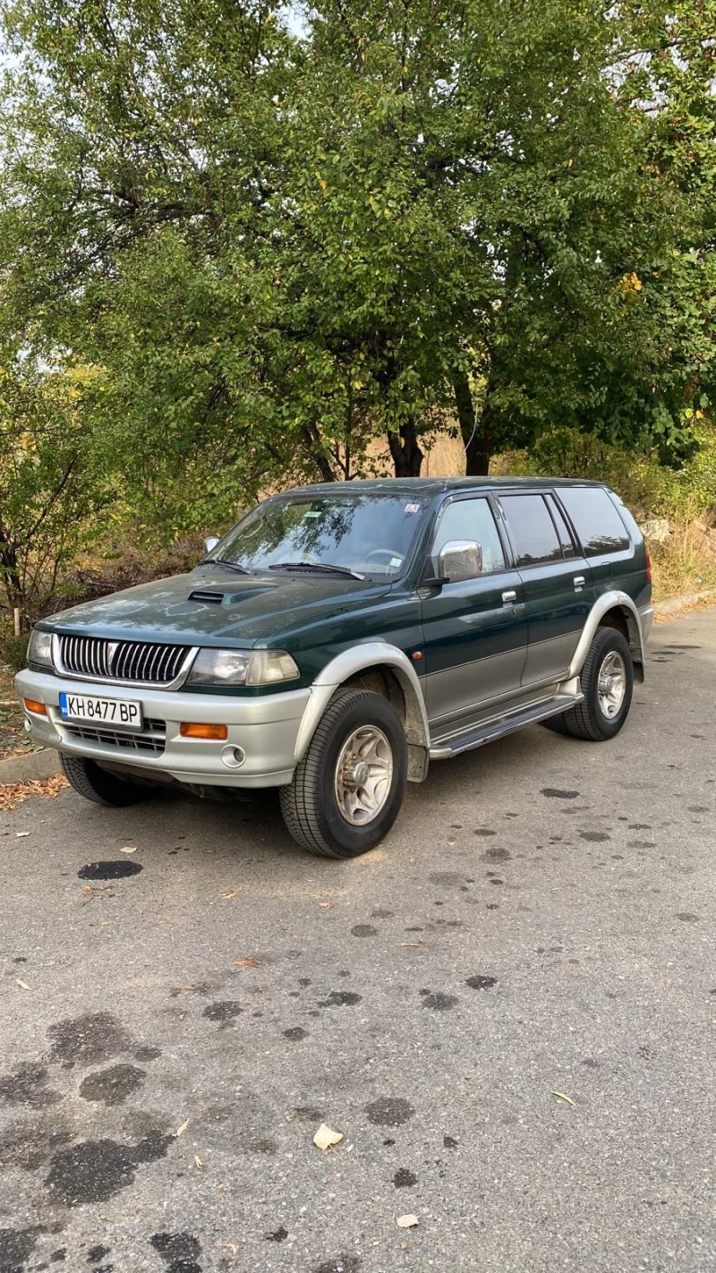 Mitsubishi Pajero sport 2.5TDI, снимка 1 - Автомобили и джипове - 49171852