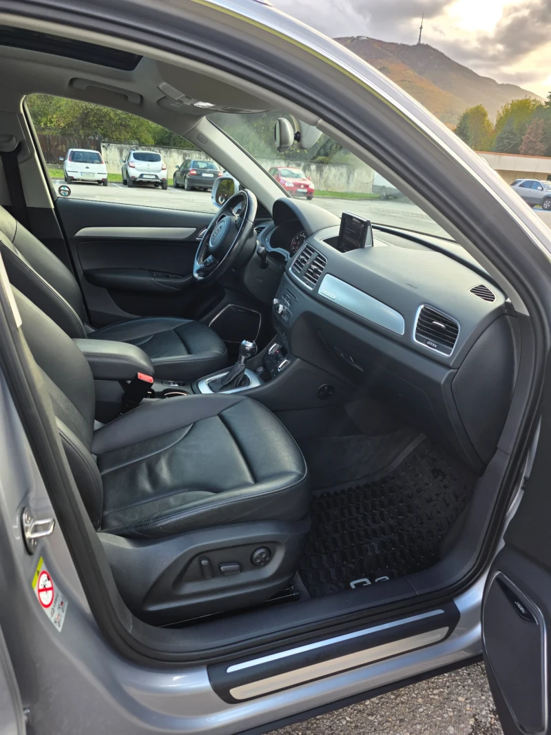 Audi Q3, снимка 13 - Автомобили и джипове - 52501478