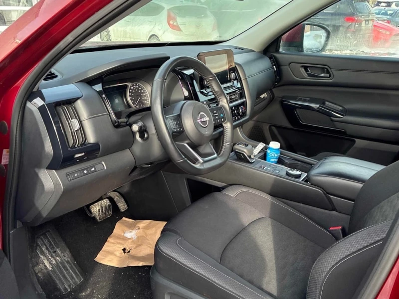 Nissan Pathfinder * 4WD * CARFAX * БЕЗ ПЪРВОНАЧАЛНА ВНОСКА, снимка 5 - Автомобили и джипове - 53033361