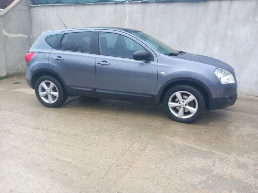 Nissan Qashqai J10, снимка 1 - Автомобили и джипове - 47901705