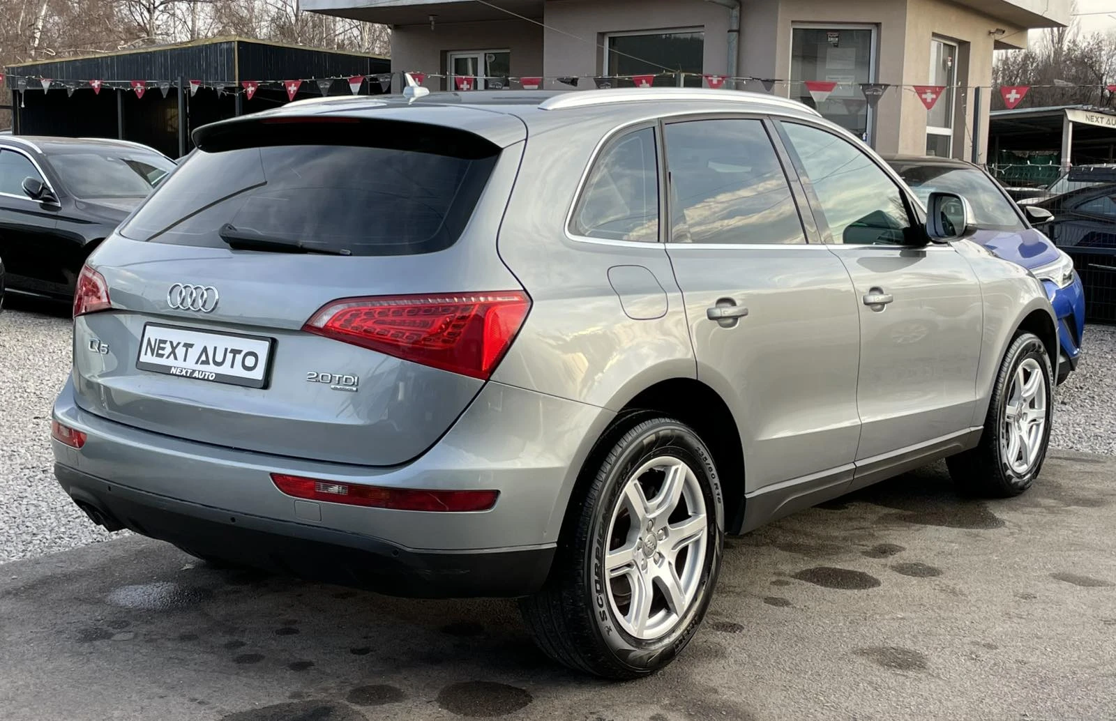 Audi Q5 2.0TDI 170HP НАВИ АВТОМАТ КОЖА КУАТРО - изображение 5