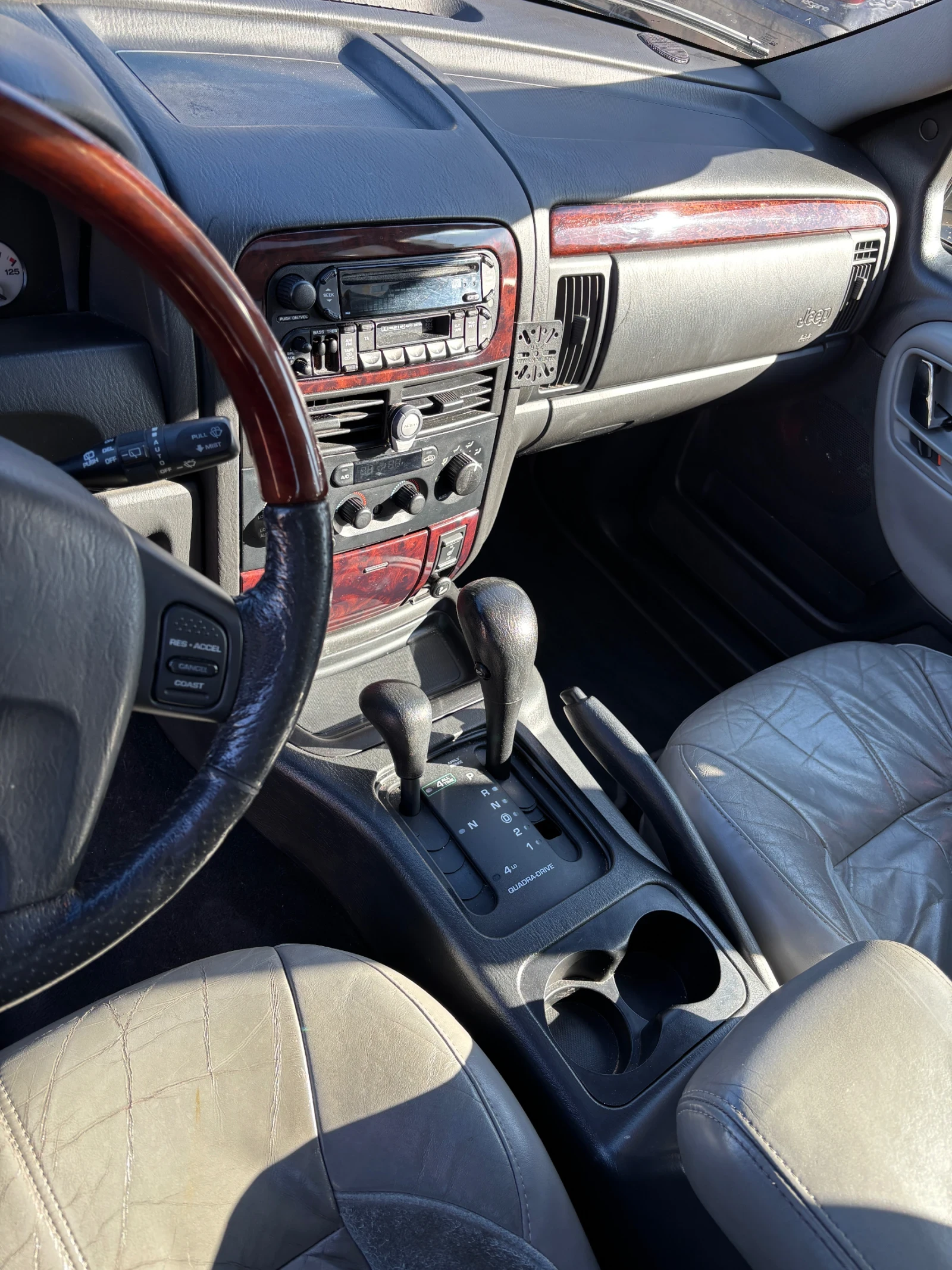 Jeep Grand cherokee Overland, 4.7 H.O.  Quadra Drive  | Mobile.bg � ����������� 6