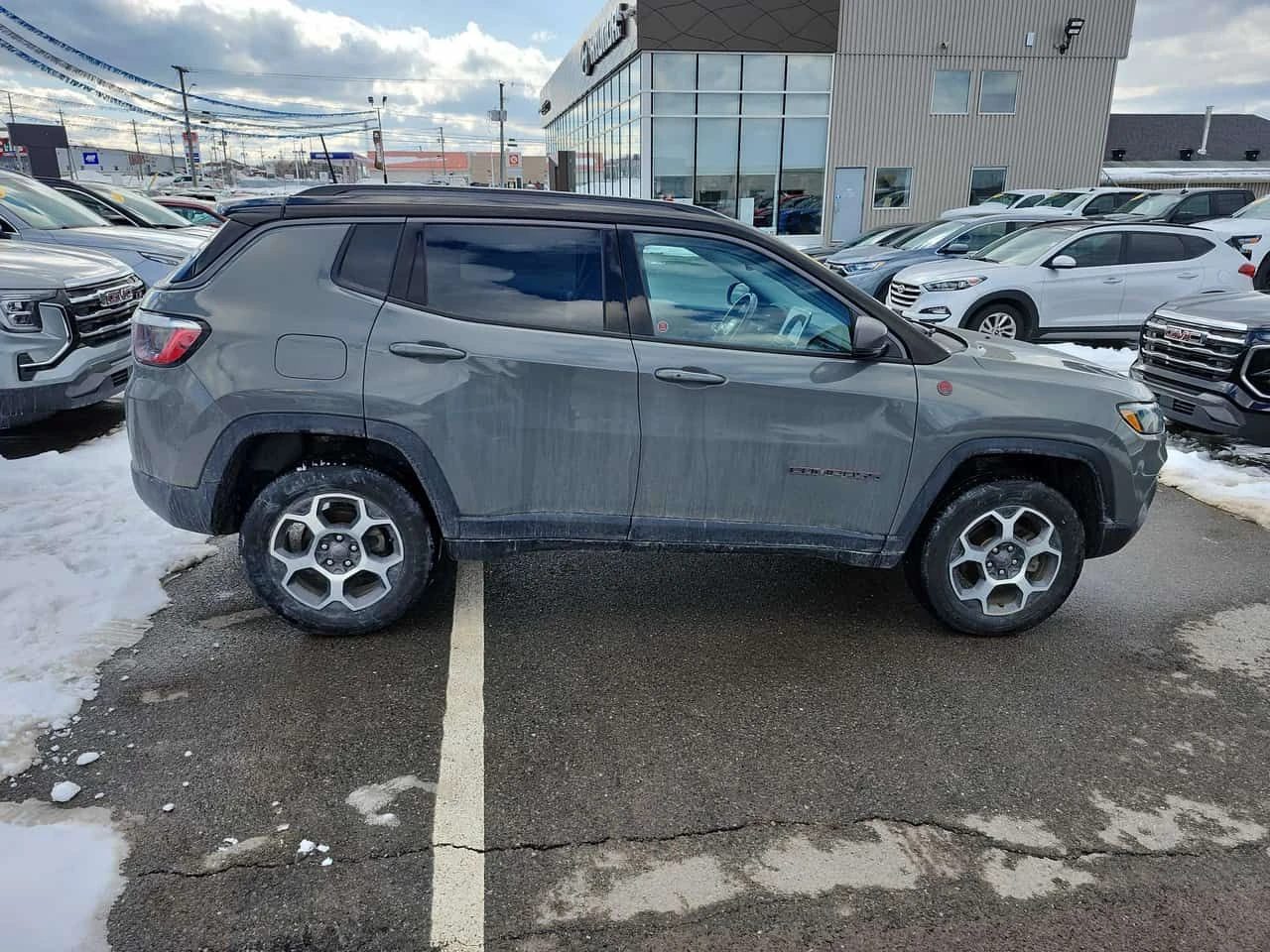 Jeep Compass Trailhawk/CARFAX/ДИСТРОНИК/ПОДГРЕВИ, снимка 4 - Автомобили и джипове - 53912319