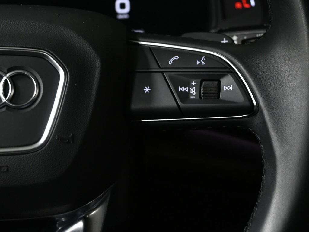 Audi Q7 PanoRoof Ambient Light С РЕГИСТРАЦИЯ & АВТО КРЕДИТ, снимка 11 - Автомобили и джипове - 53995496