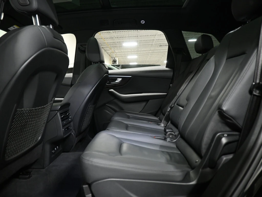 Audi Q7 PanoRoof Ambient Light С РЕГИСТРАЦИЯ & АВТО КРЕДИТ, снимка 16 - Автомобили и джипове - 53995496