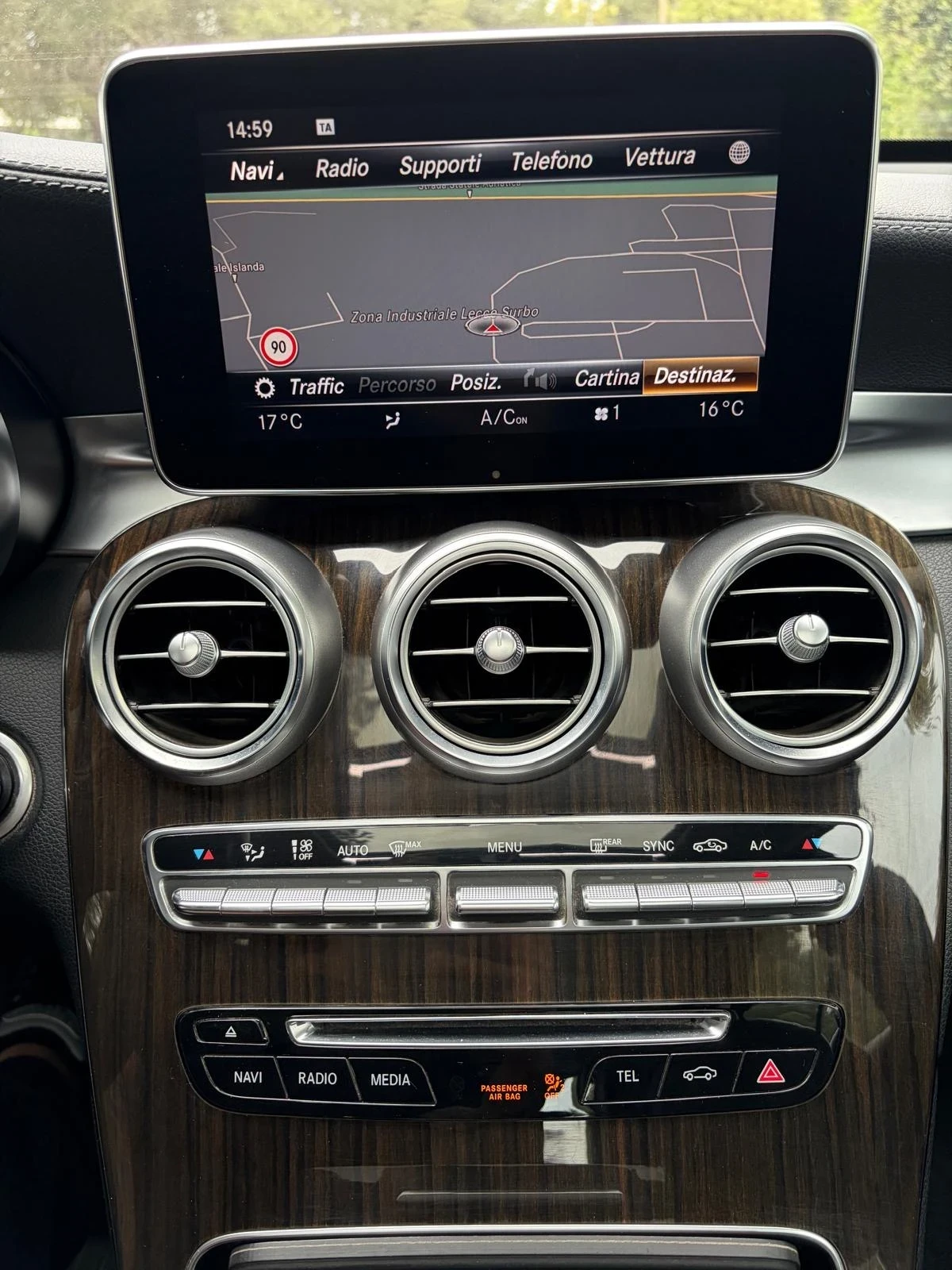 Mercedes-Benz GLC 250 D 4matic Coupe, снимка 11 - Автомобили и джипове - 54448211