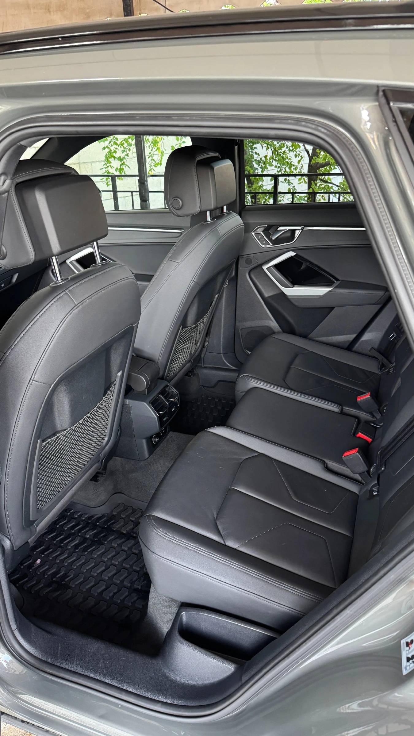 Audi Q3 Audi Q3 2021 45 TFSI QUATTRO S-Line Black Optic, снимка 8 - Автомобили и джипове - 55729956