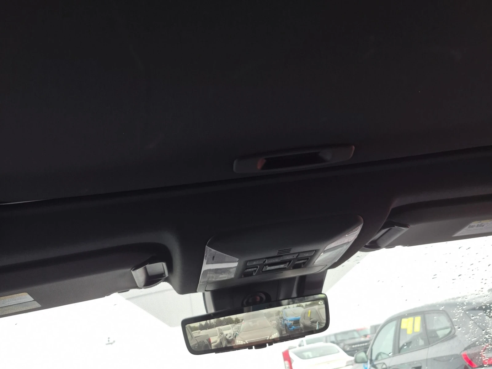 Toyota Rav4 * HYBRID XSE * AWD * FACELIFT * CARFAX * , снимка 12 - Автомобили и джипове - 56075836