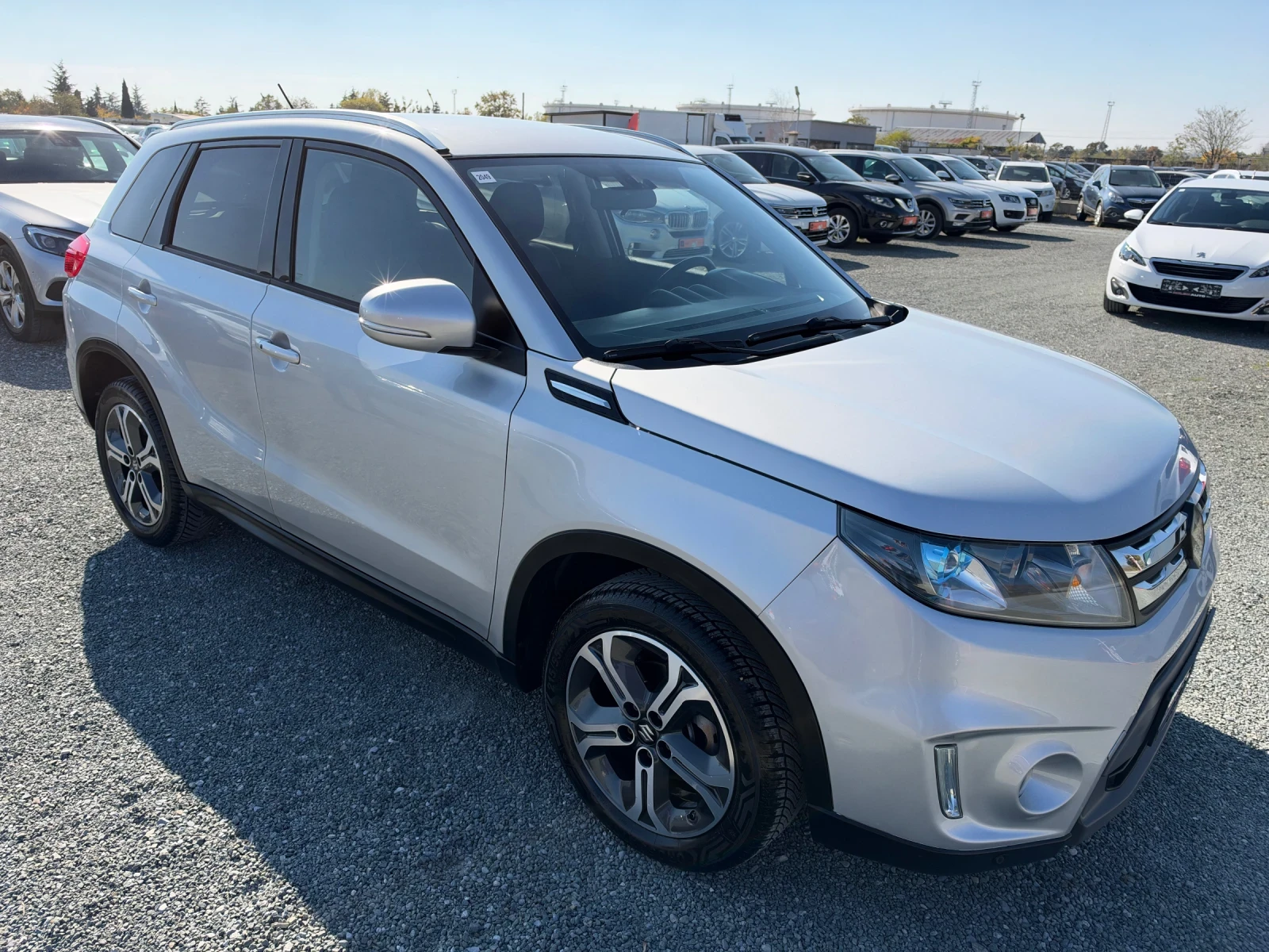 Suzuki Vitara (KATO НОВА)^(4x4), снимка 3 - Автомобили и джипове - 56573370