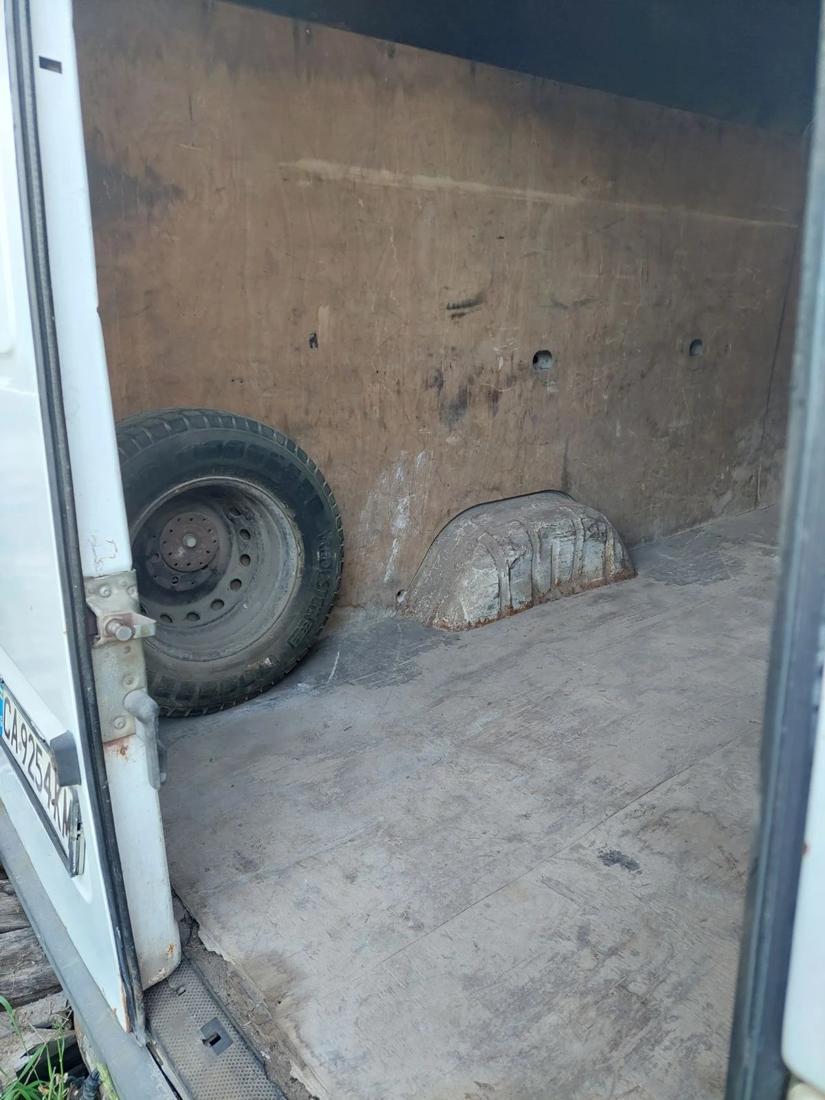 Mercedes-Benz Sprinter 310 най-дълга база, снимка 9 - Бусове и автобуси - 54856004