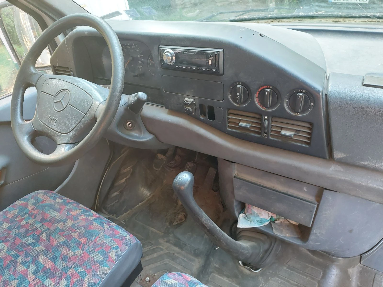 Mercedes-Benz Sprinter 310 най-дълга база, снимка 12 - Бусове и автобуси - 54856004