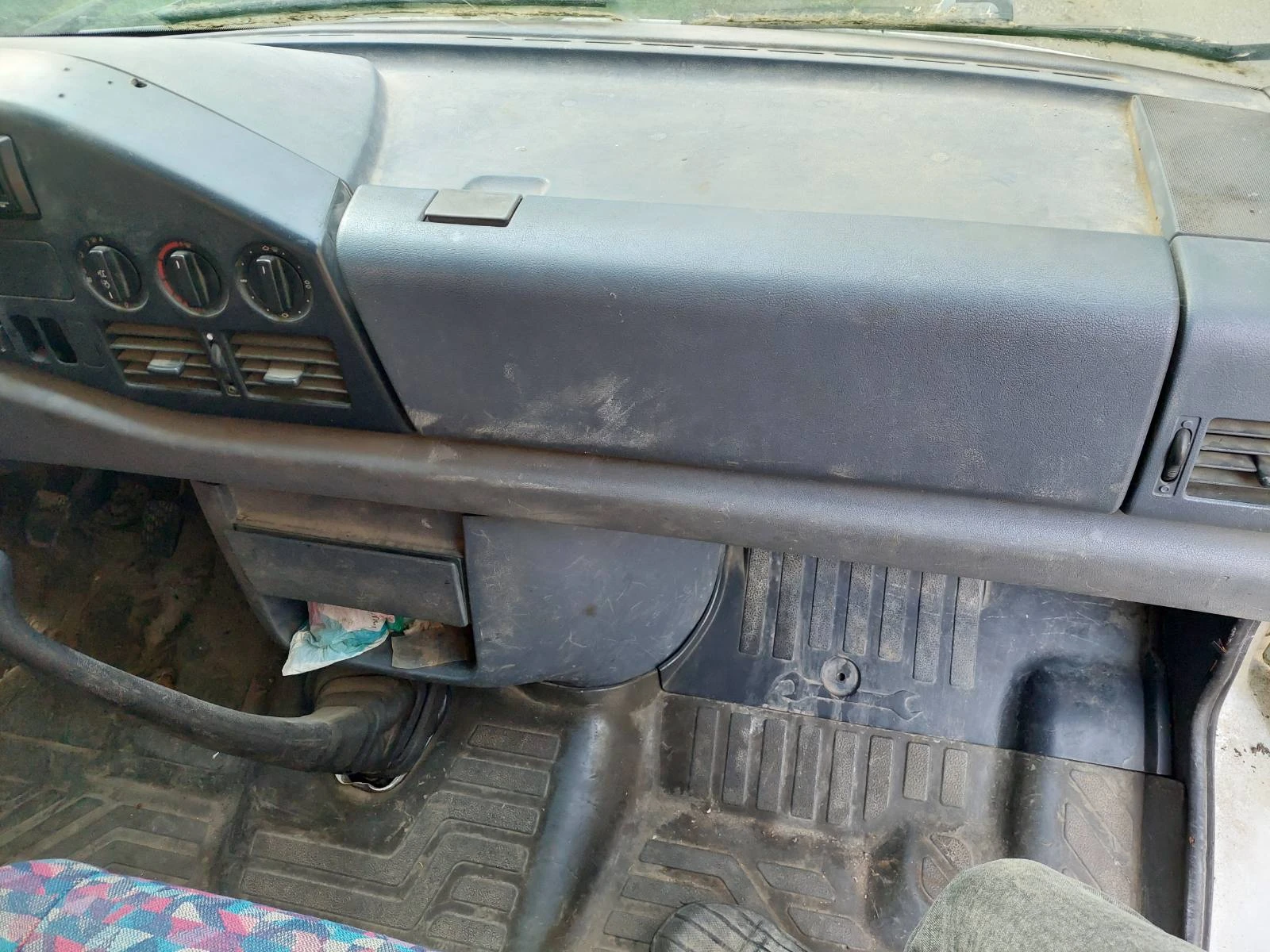 Mercedes-Benz Sprinter 310 най-дълга база, снимка 11 - Бусове и автобуси - 54856004