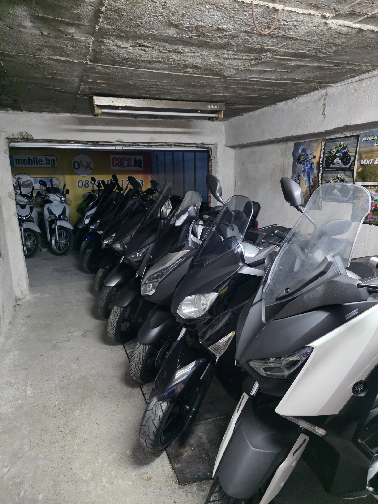 Piaggio Beverly 350i, снимка 6 - Мотоциклети и мототехника - 55245611