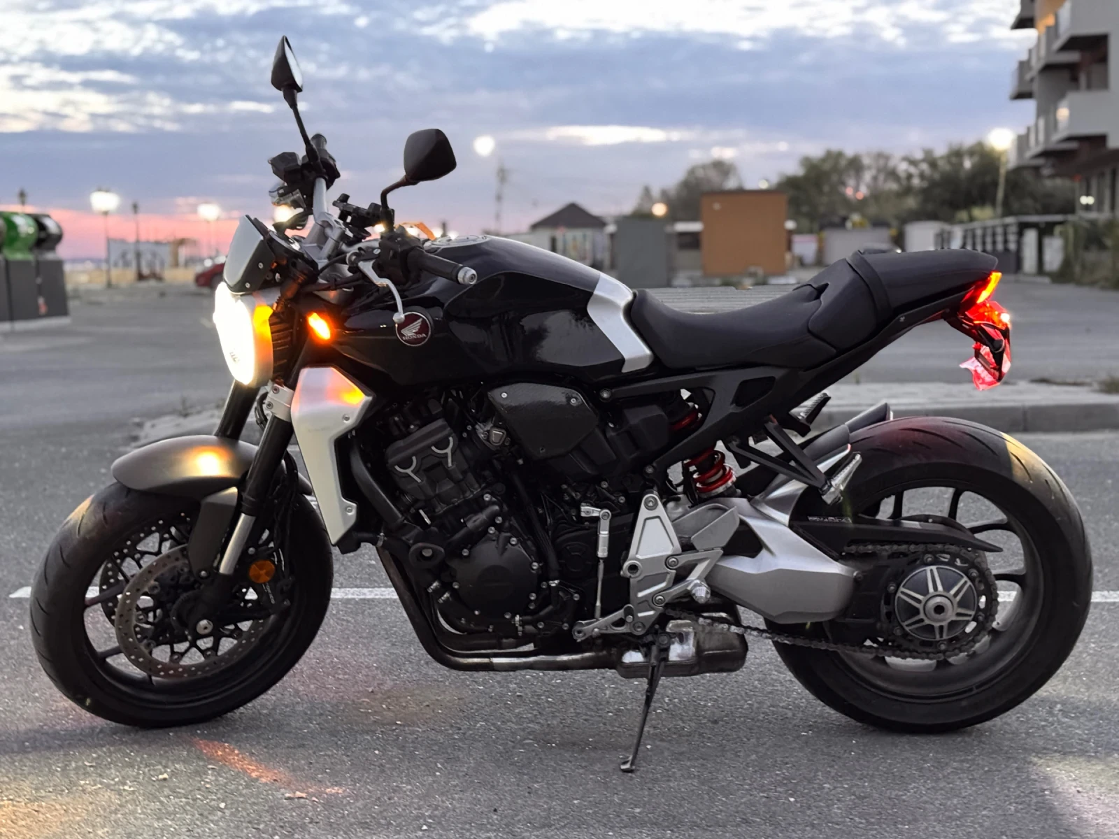 Honda Cb 1000R, снимка 5 - Мотоциклети и мототехника - 55643415