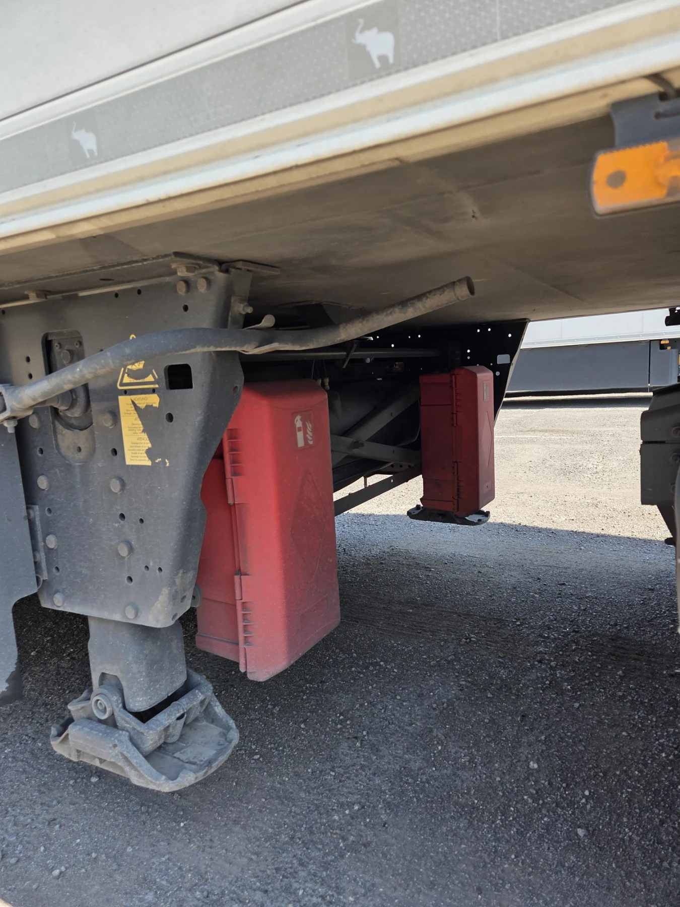 ����������� Schmitz SKO24 | Mobile.bg � ����������� 5