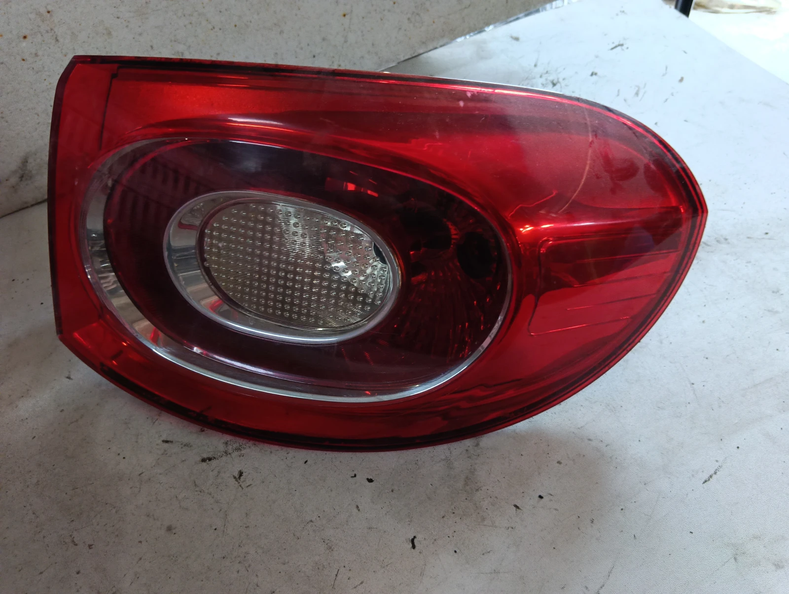 стоп десен външен 5N0945096H VW Tiguan