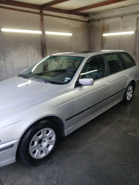 BMW 523 2.3i бензин, снимка 1