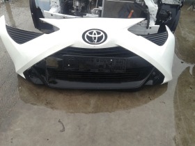 Toyota Aygo 1.0i, снимка 3 - Автомобили и джипове - 39870297