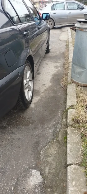 BMW 320 - 2000 € / 3911.66 лв. - 30752708 6