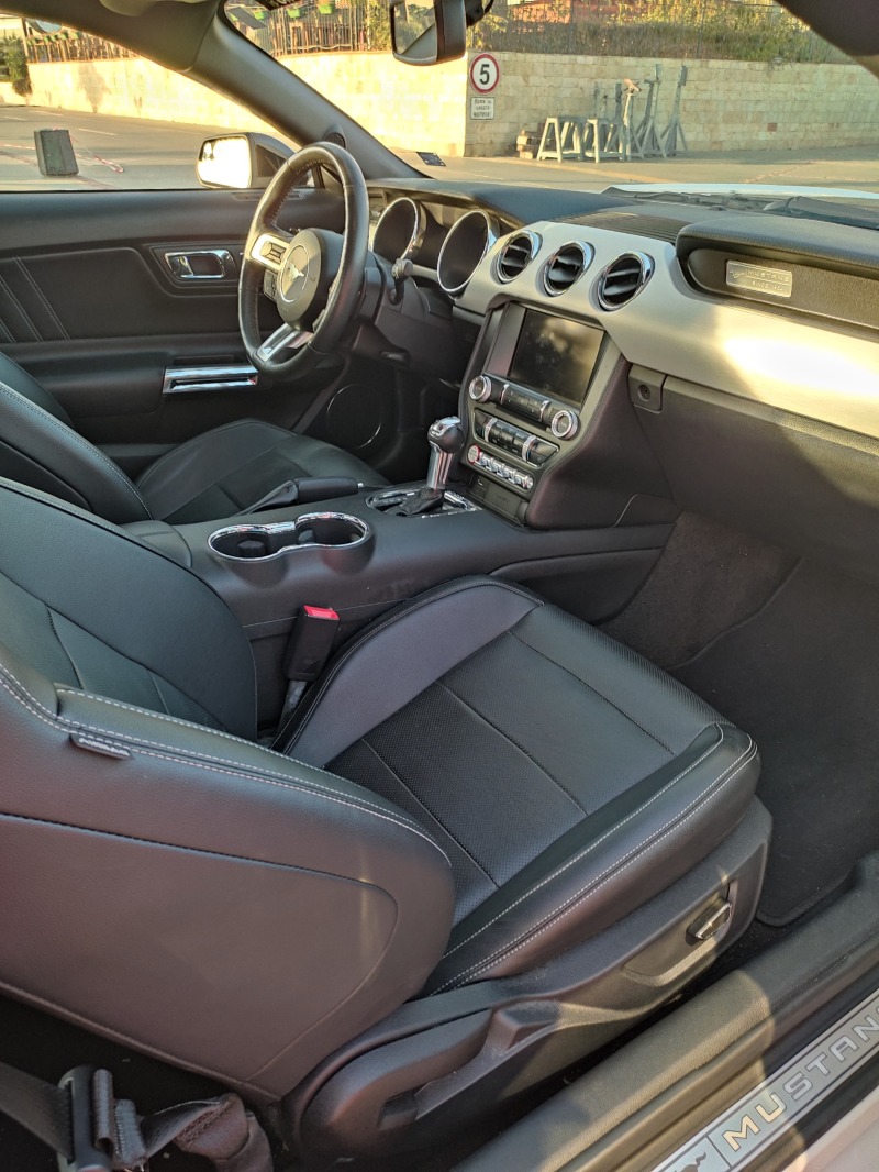 Ford Mustang 2.3l Ecoboost Premium, снимка 10 - Автомобили и джипове - 45276347