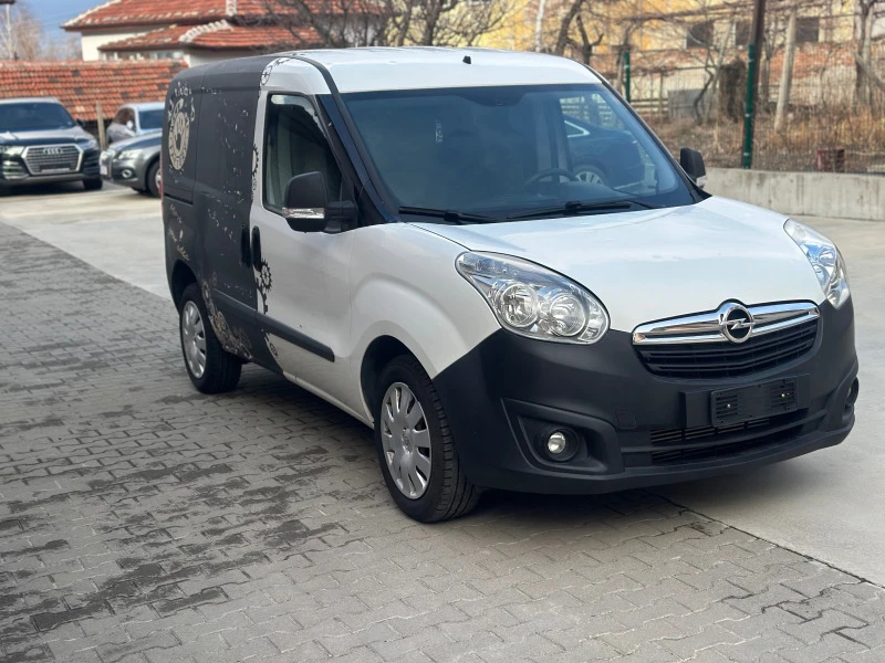 Opel Combo 1.4 BENZ/METAN EURO 5B, снимка 1 - Автомобили и джипове - 46355613