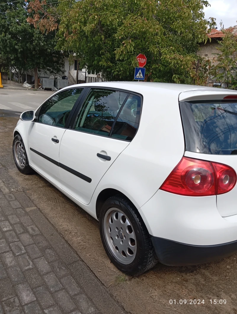 VW Golf, снимка 3 - Автомобили и джипове - 47123718