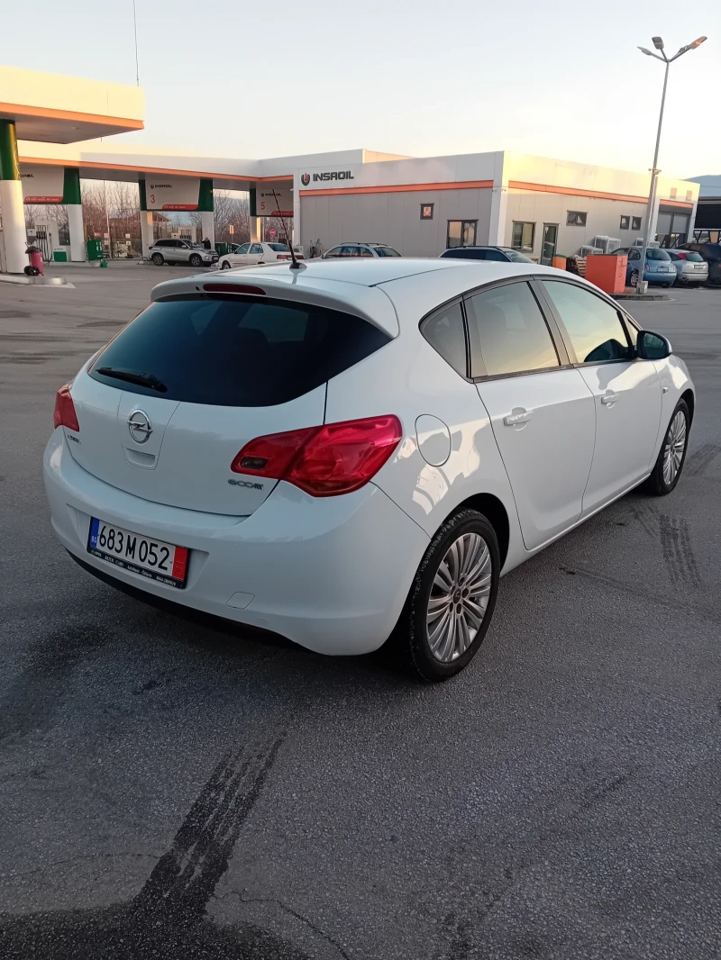 Opel Astra 1, 3 ECOflex 95hp , снимка 6 - Автомобили и джипове - 49488256