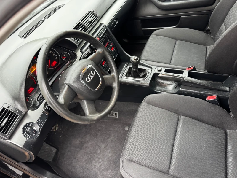 Audi A4 1.6-102* КЛИМА* НОВ ВНОС* , снимка 9 - Автомобили и джипове - 51956477