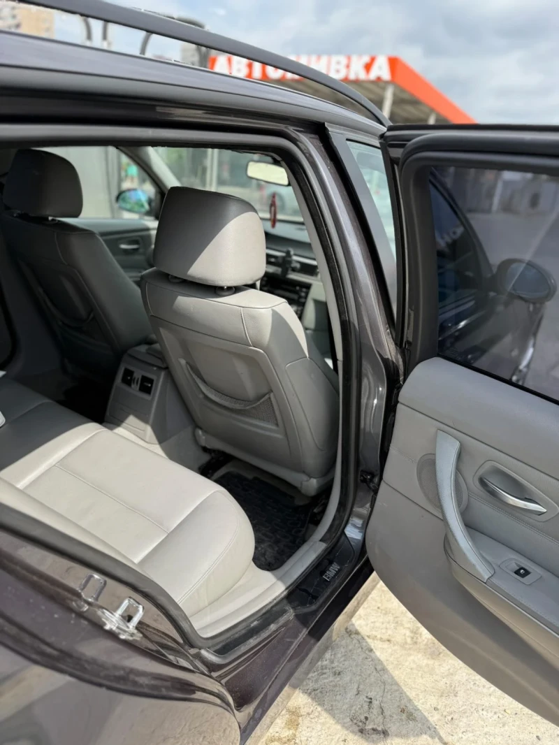 BMW 320 2.0 163к.с, снимка 11 - Автомобили и джипове - 52385690