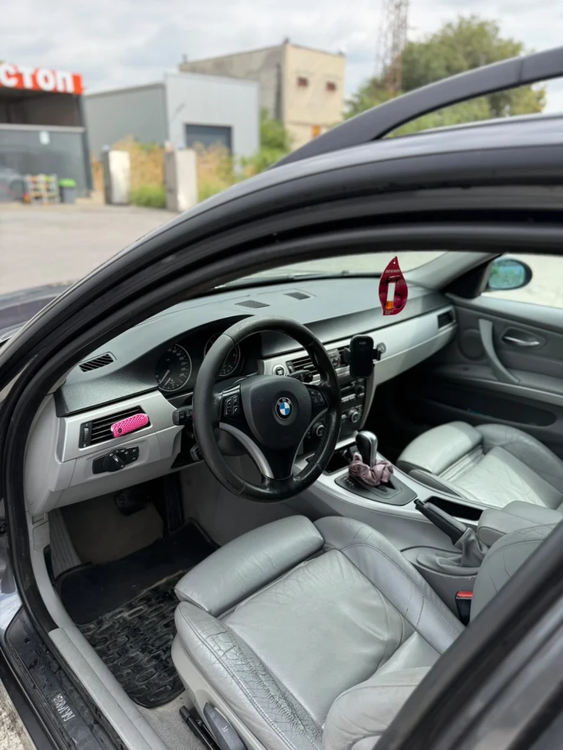 BMW 320 2.0 163к.с, снимка 9 - Автомобили и джипове - 52385690