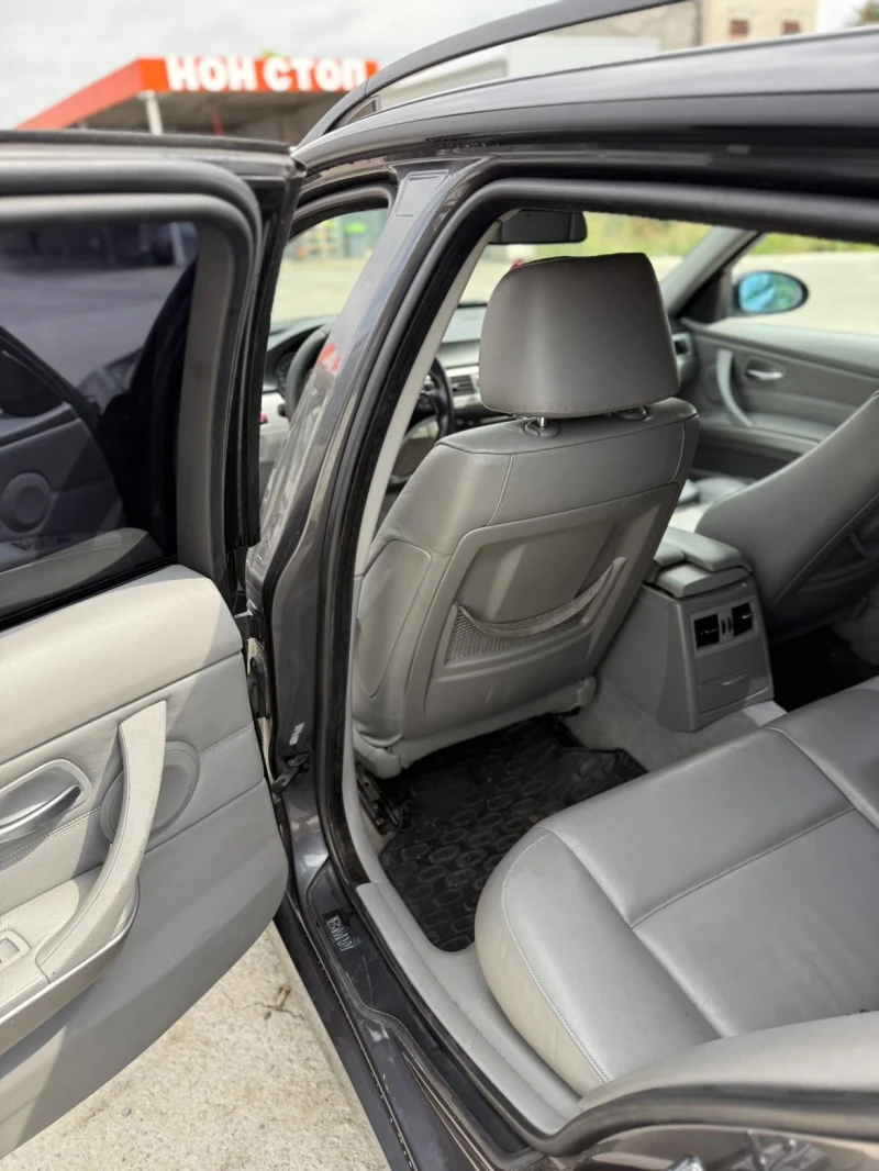 BMW 320 2.0 163к.с, снимка 10 - Автомобили и джипове - 52385690