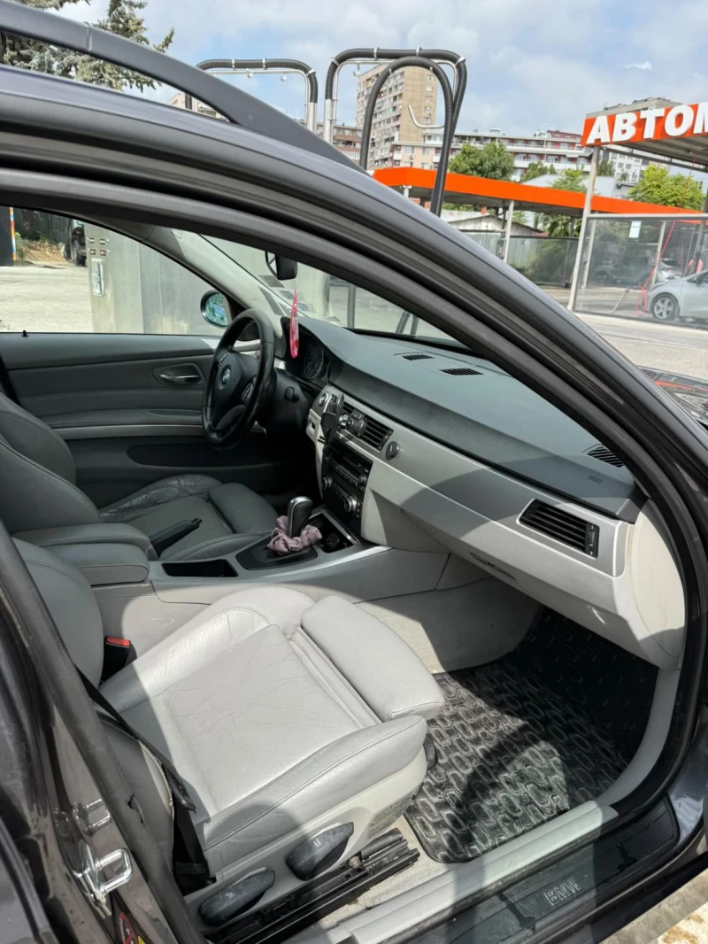 BMW 320 2.0 163к.с, снимка 13 - Автомобили и джипове - 52385690