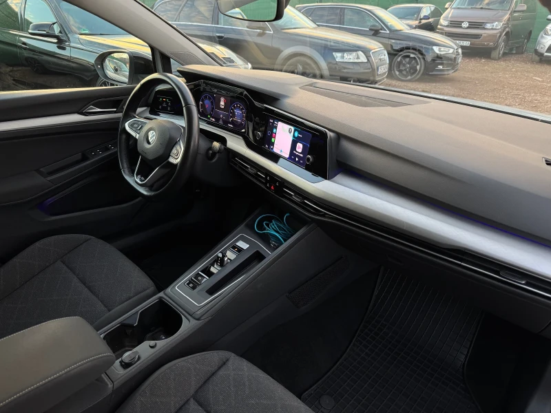 VW Golf 8 2.0TDI DSG 150hp, снимка 13 - Автомобили и джипове - 52830427