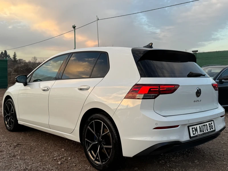 VW Golf 8 2.0TDI DSG 150hp, снимка 5 - Автомобили и джипове - 52830427
