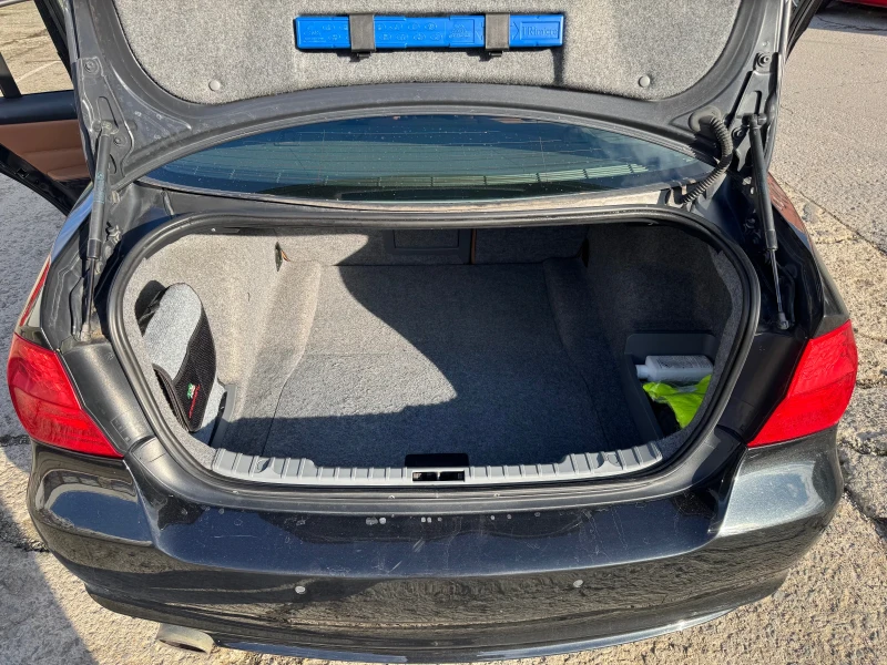 BMW 318, снимка 13 - Автомобили и джипове - 53402547