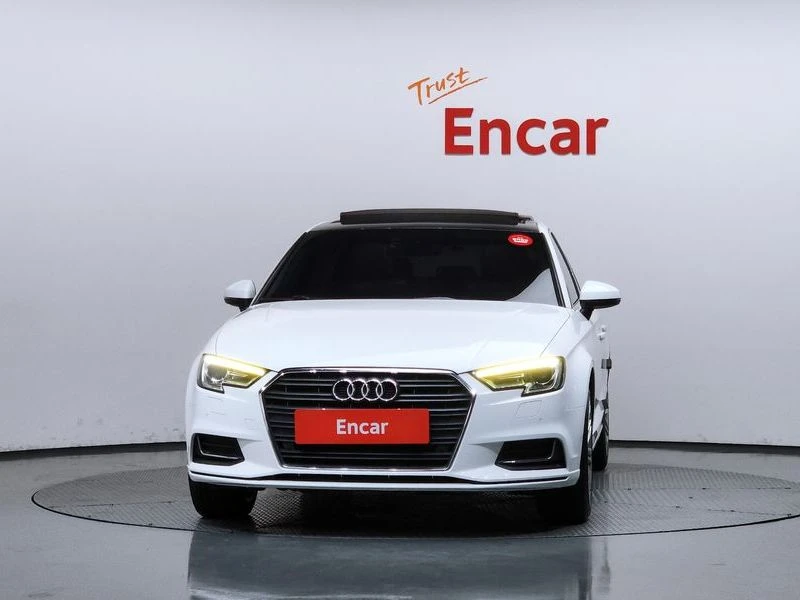 Audi A3 2.0L 40 TFSI 8V / CARFAX, снимка 3 - Автомобили и джипове - 55509963