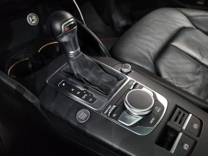 Audi A3 2.0L 40 TFSI 8V / CARFAX, снимка 9 - Автомобили и джипове - 55509963