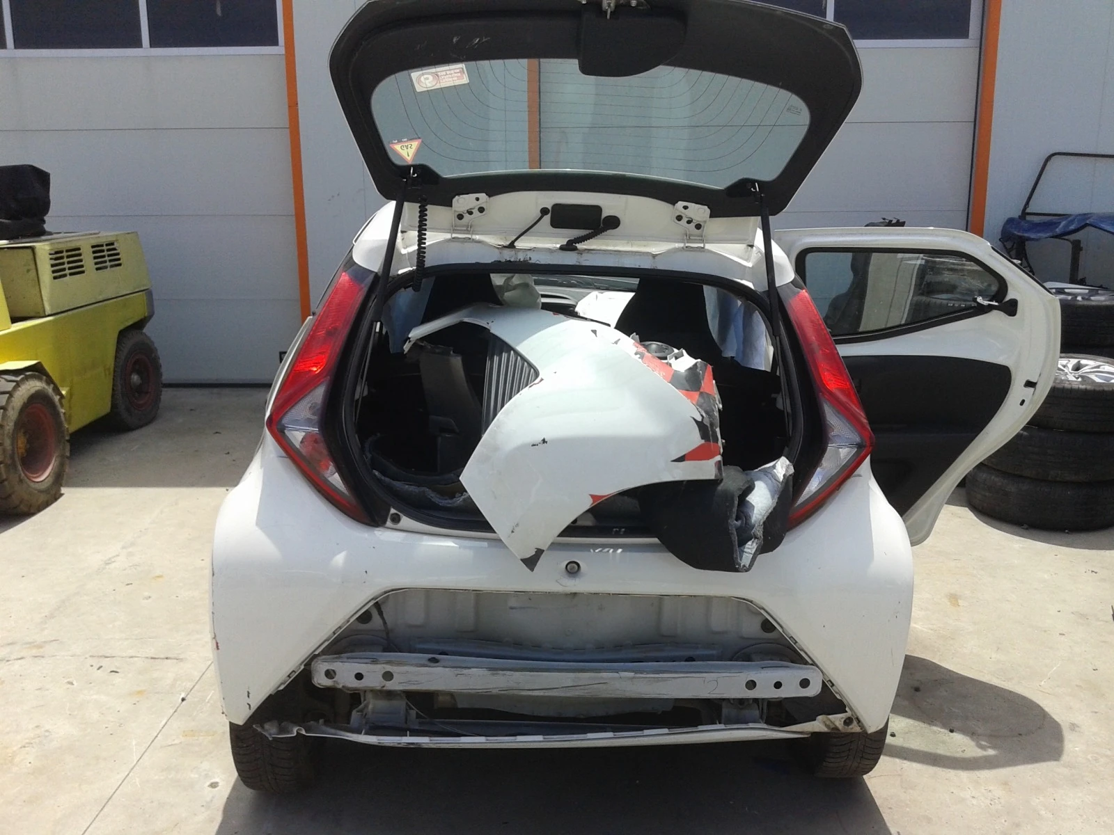 Toyota Aygo 1.0i | Mobile.bg   13