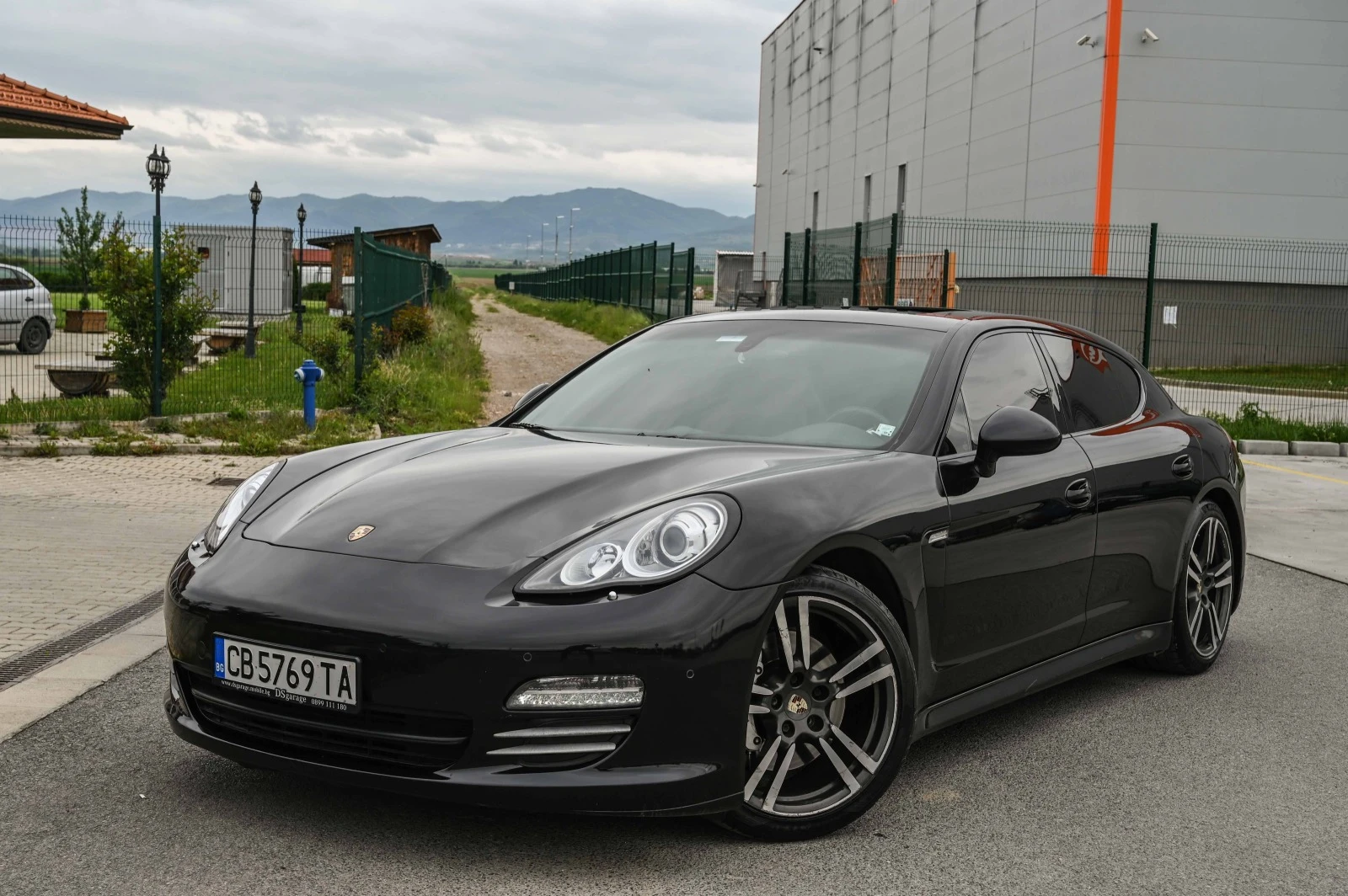 Porsche Panamera 4S*PDK*Подгрев*Памет*BOSE*Лизинг - изображение 2