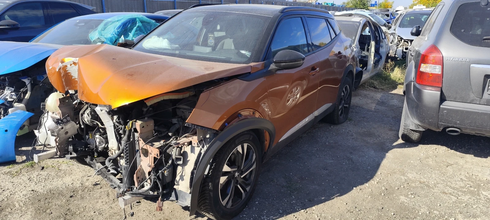 Peugeot 2008 1.2 , 1.5  2 броя