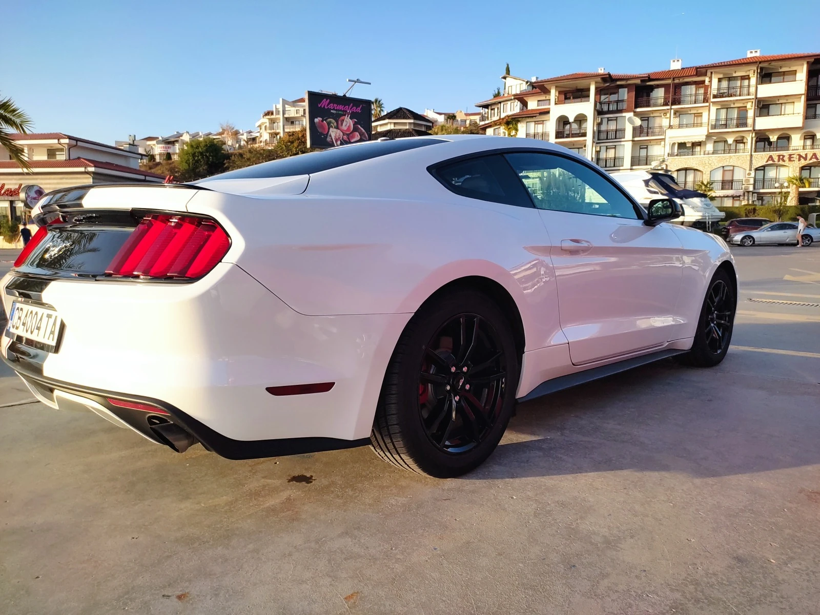 Ford Mustang 2.3l Ecoboost Premium - изображение 2