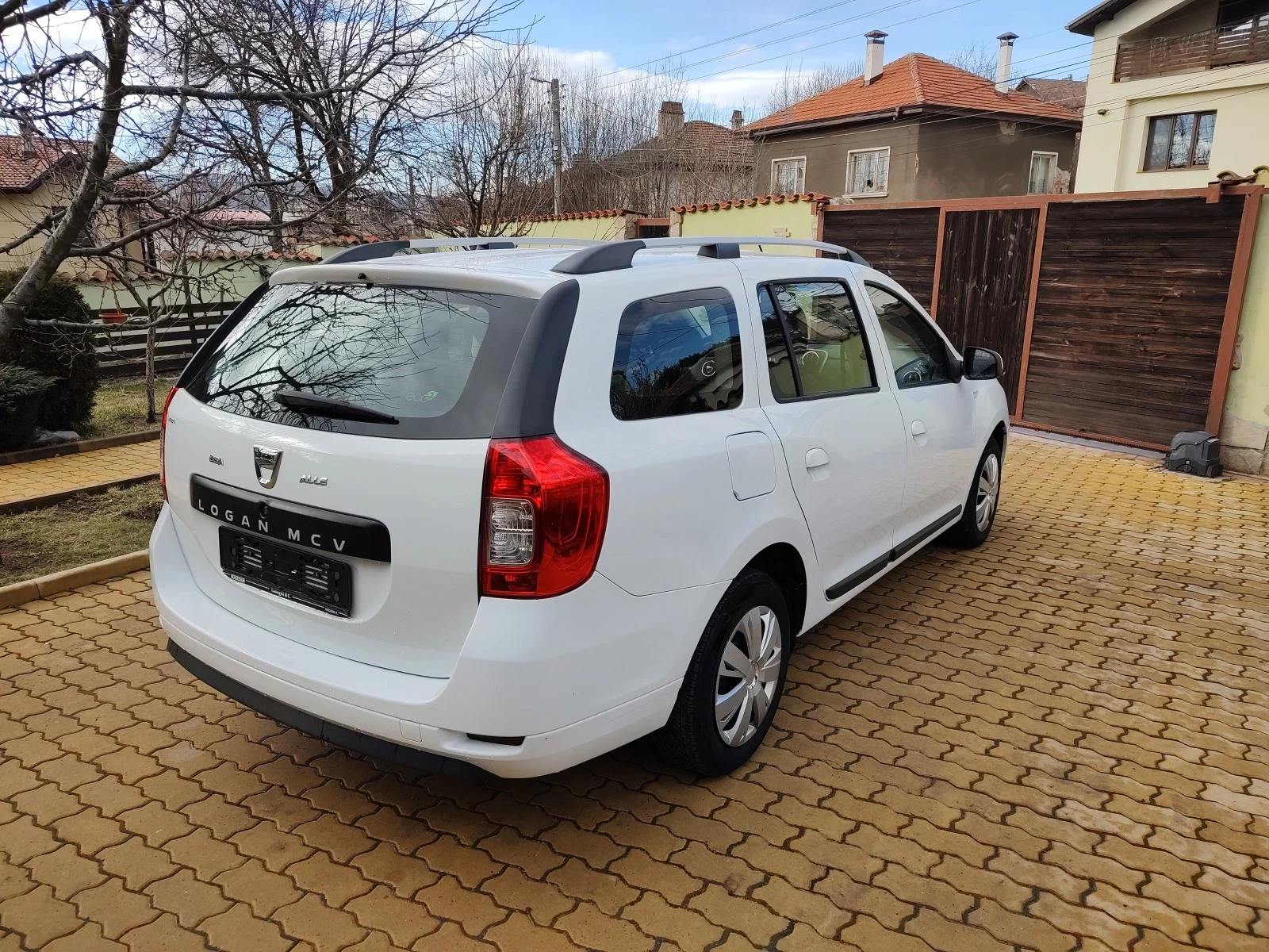 Dacia Logan 1.5DCI-EURO 6B - изображение 4