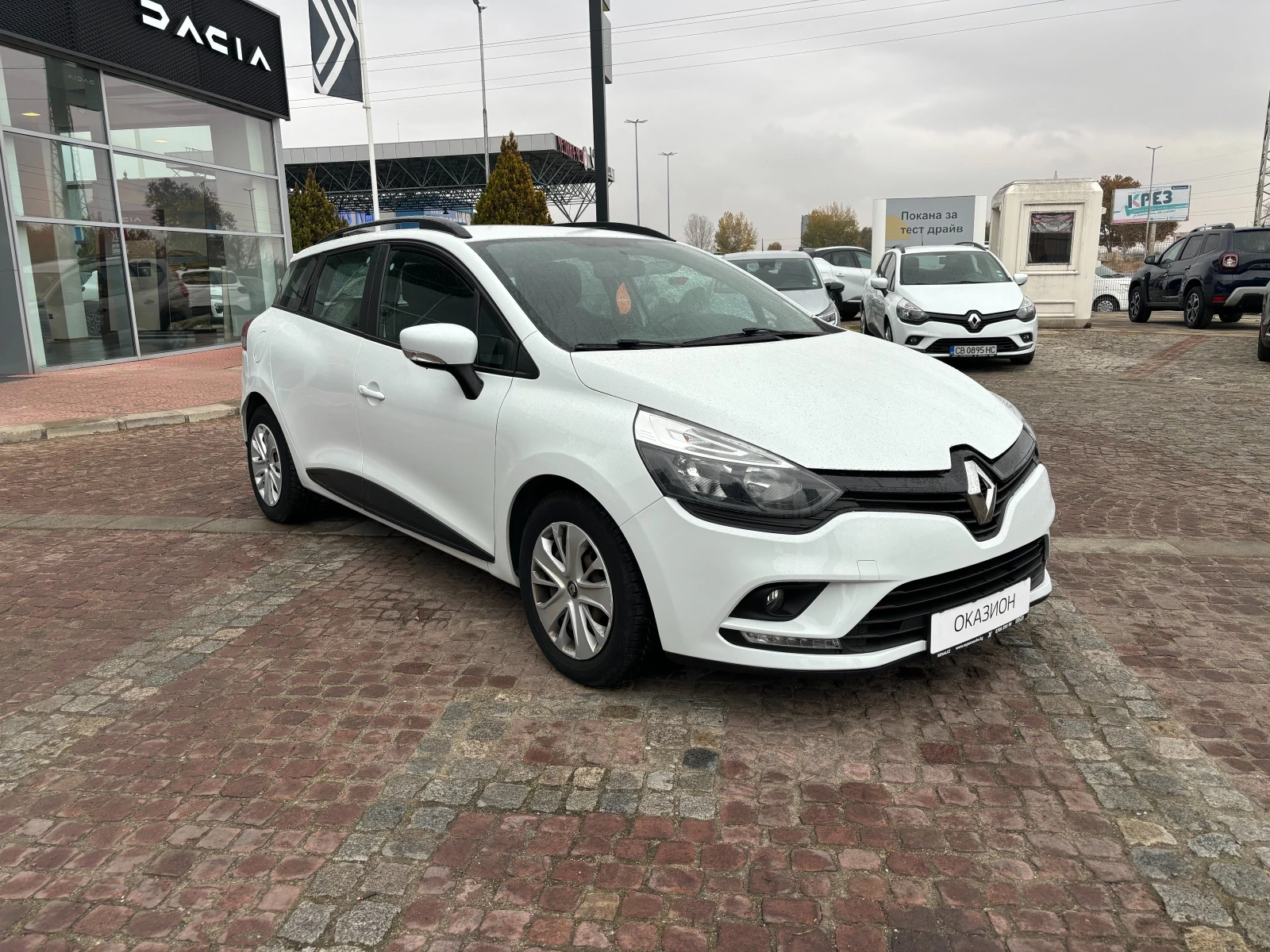 Renault Clio Grandtour  1.5 dCi , 75 к.с. /Life - изображение 4