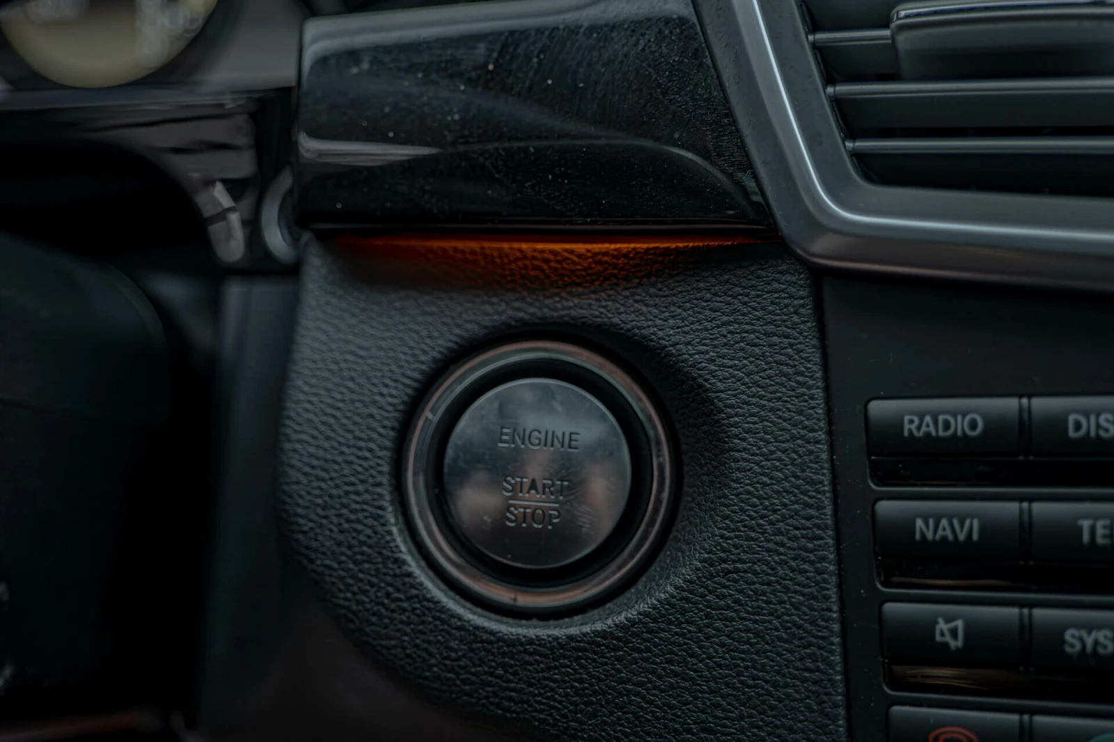 Mercedes-Benz E 500 4Matic V8//Harman Kardon/// | Mobile.bg   11